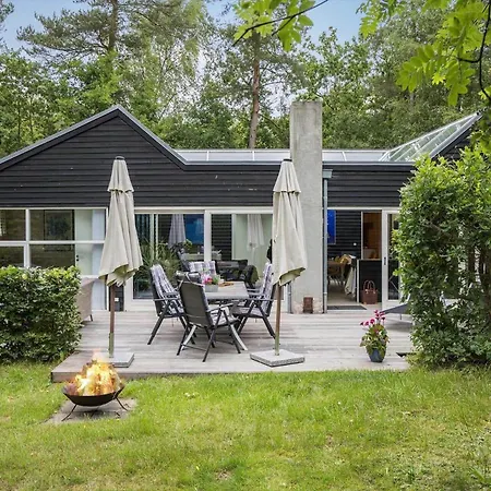 8863-glesborg-p-due-jensens-vej-3 *